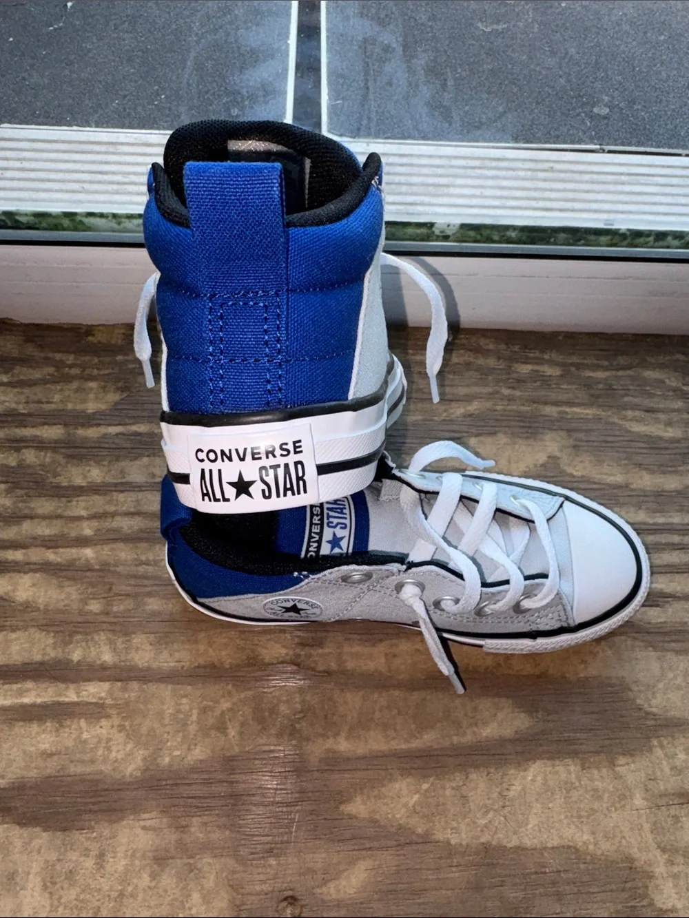 New-Converse Kid’s size 12 Gray & Blue Chuck Taylor All Star High-Top Sneakers